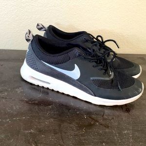 Women’s Nike Air Max Thea